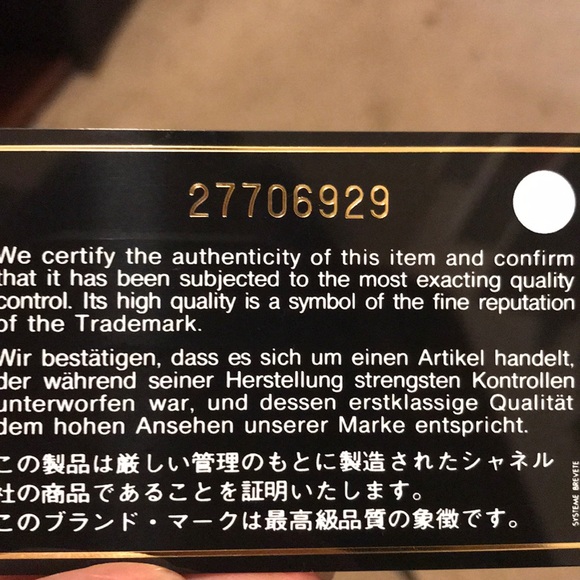 CHANEL calfskin waist body bag with gold chain - Picture 9 of 9